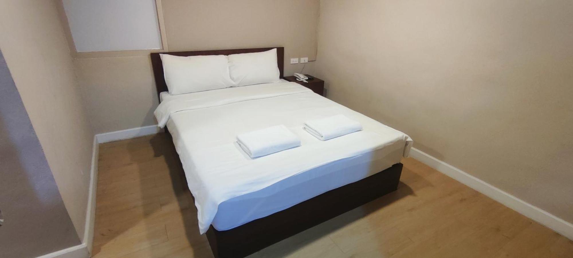 The Sea Bangsaen Hotel Kültér fotó