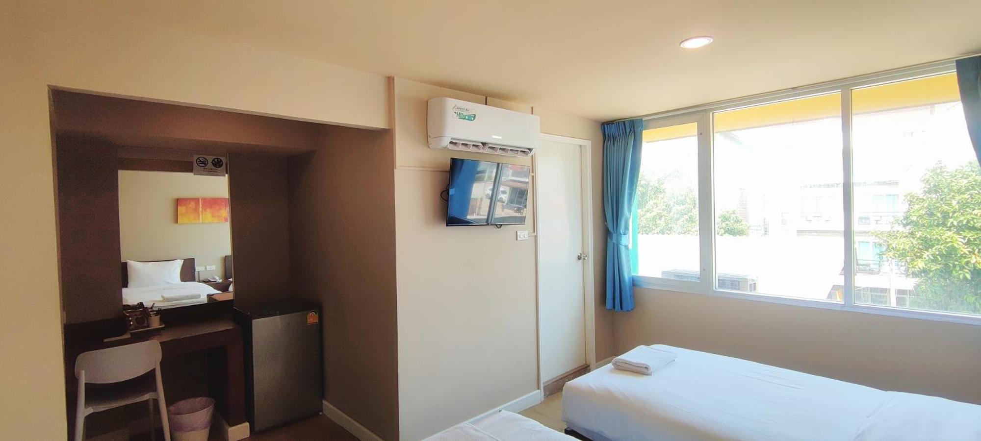 The Sea Bangsaen Hotel Kültér fotó